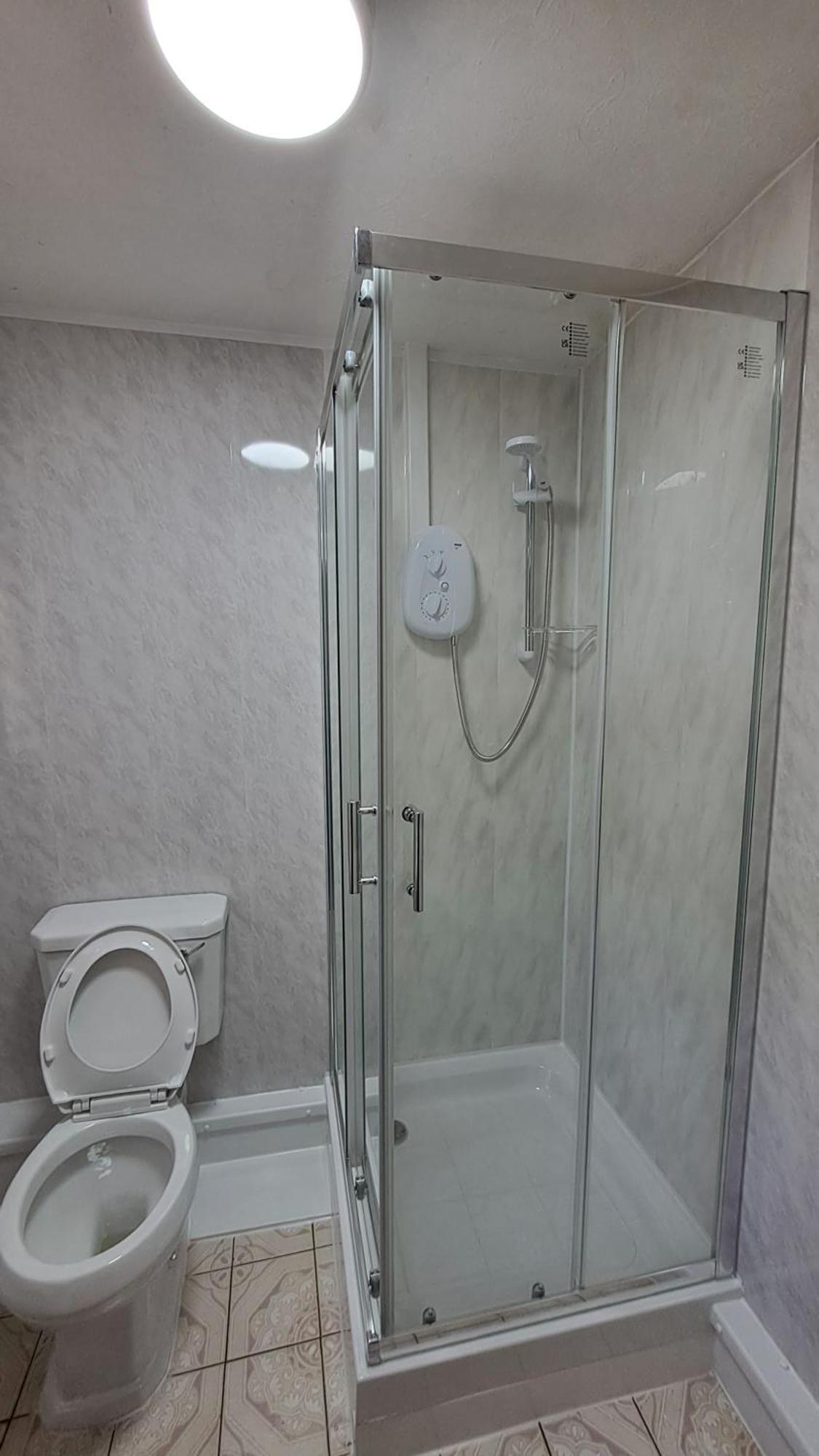 סוואנסי Coynant Farm Guesthouse - Farm Park Stay חדר תמונה